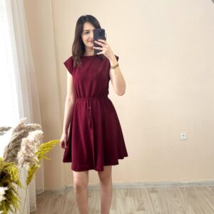 Düğme Aksesuarlı krep kumaş elbise-Bordo