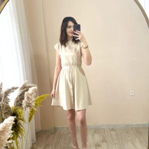 Düğme Aksesuarlı krep kumaş elbise-Krem